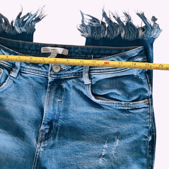 5/25$ ✨ Frayed Hem Zara Jeans - Picture 6 of 9